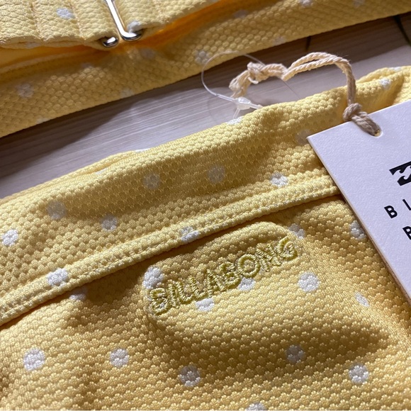 Billabong x Salty Blonde 🌼 Yellow Polka Dot Fixed Tri Bikini Top | Rise Bottoms - Picture 12 of 16